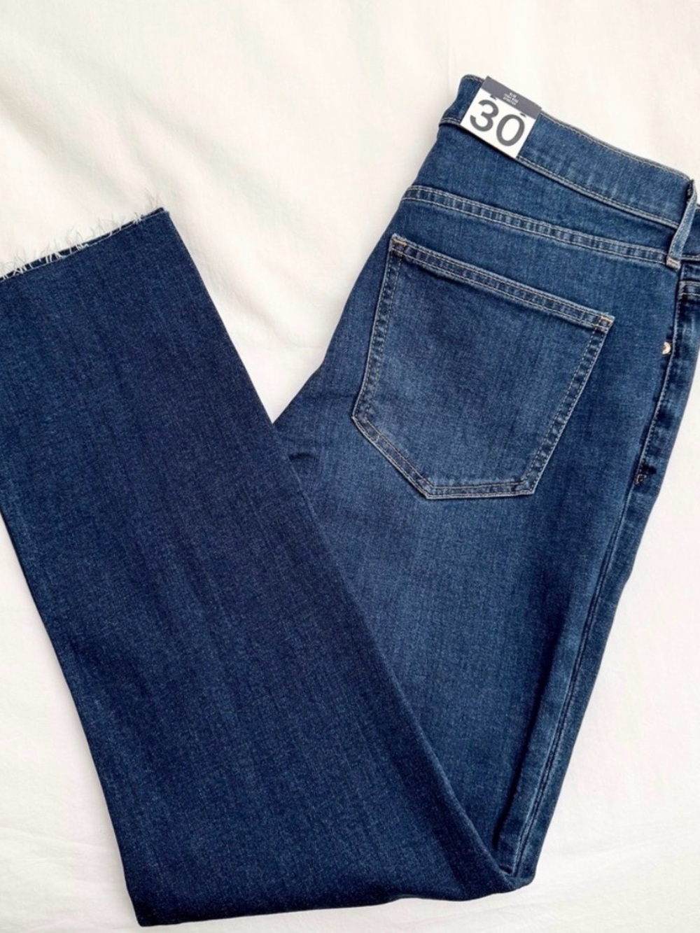 GAP High-Rise Women's Jeans in Dark Blue Wash